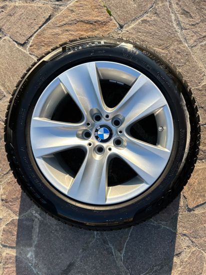 Čisté alu kolo BMW po péči s ošetřenou pneumatikou